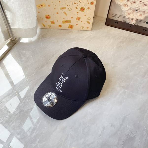 Yves Saint Laurent Hat SLH00022-1 Yves Saint Laurent Hat SLH00022-1
